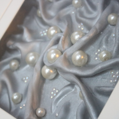 Pearly passion Wall Frame